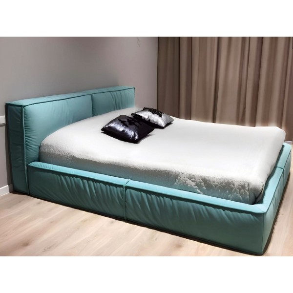 Υφασμάτινα και Ξύλινα Κρεβάτια από τον Γεωργαντά στη Θεσσαλονίκη